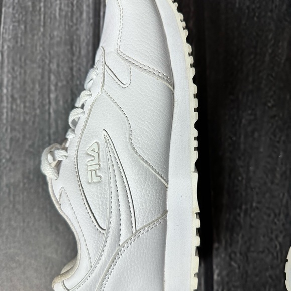 Fila Womens Classico 18 5CM00152-100 White Casual Shoes Sneakers Size 8 - Picture 7 of 11